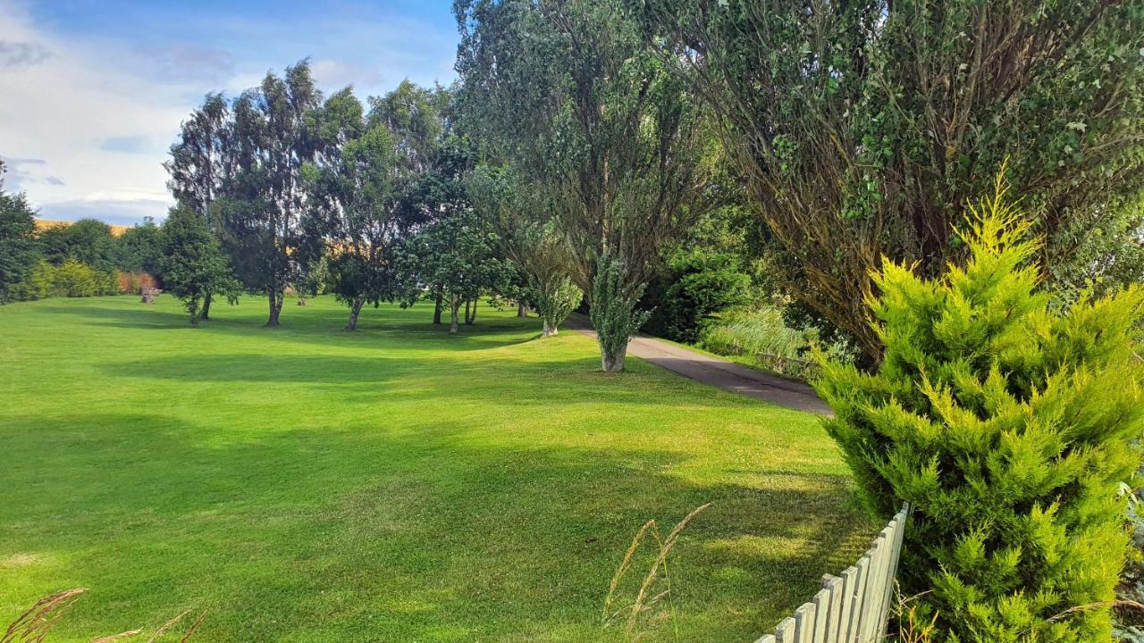 Spacious Well Equipped Chalet Bungalow Close To Nairn, Auldearn Exteriér fotografie