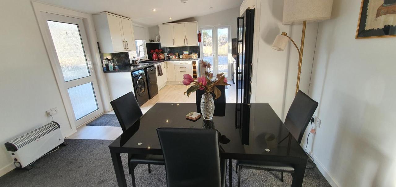 Spacious Well Equipped Chalet Bungalow Close To Nairn, Auldearn Exteriér fotografie